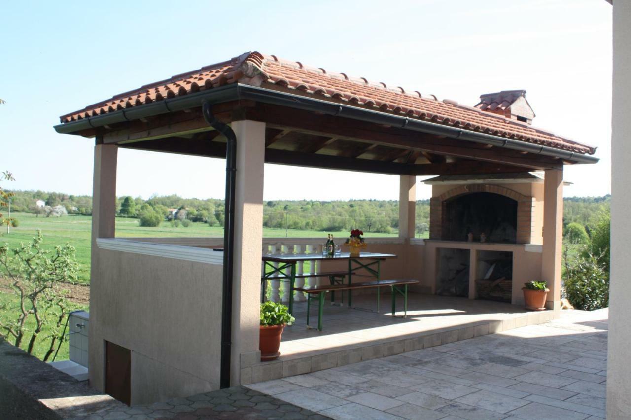 Zule Apartment Roc Bagian luar foto